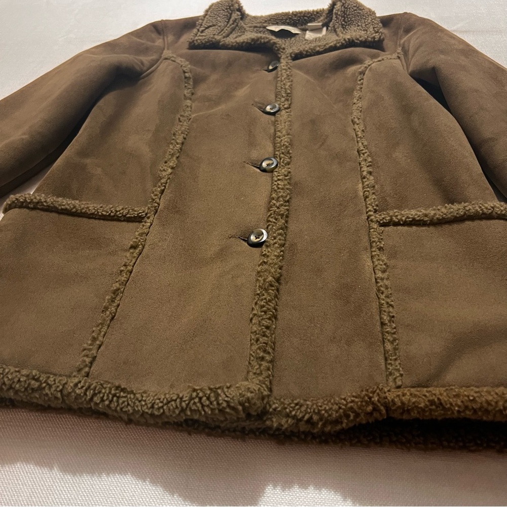 L.L.Bean Women’s Faux Suede Sherpa Chore Jacket — Medium - Picture 5 of 15